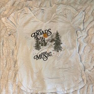 Maurices White Graphic Tee with Nature Design